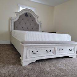 Bedroom Furniture Set 🌟 Queen Size Bedroom/King Size Bedroom Extra Discount Code RSG 
🔥🔥 Mention OfferUp for this Special Price!!