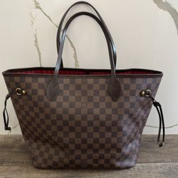 Louis Vuitton Neverfull MM Tote Damier Ebene