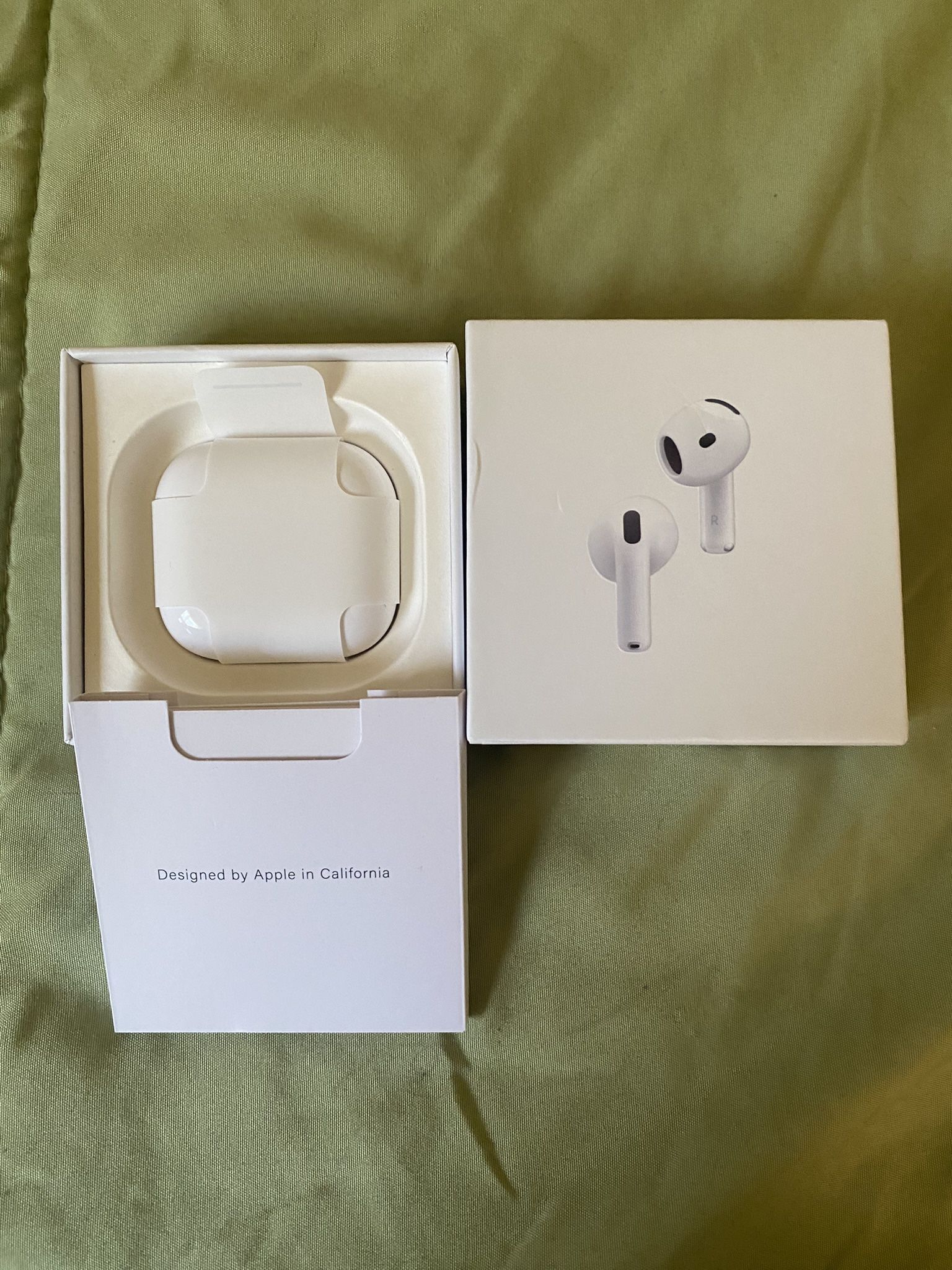 AirPods 4 Noise Cancellation