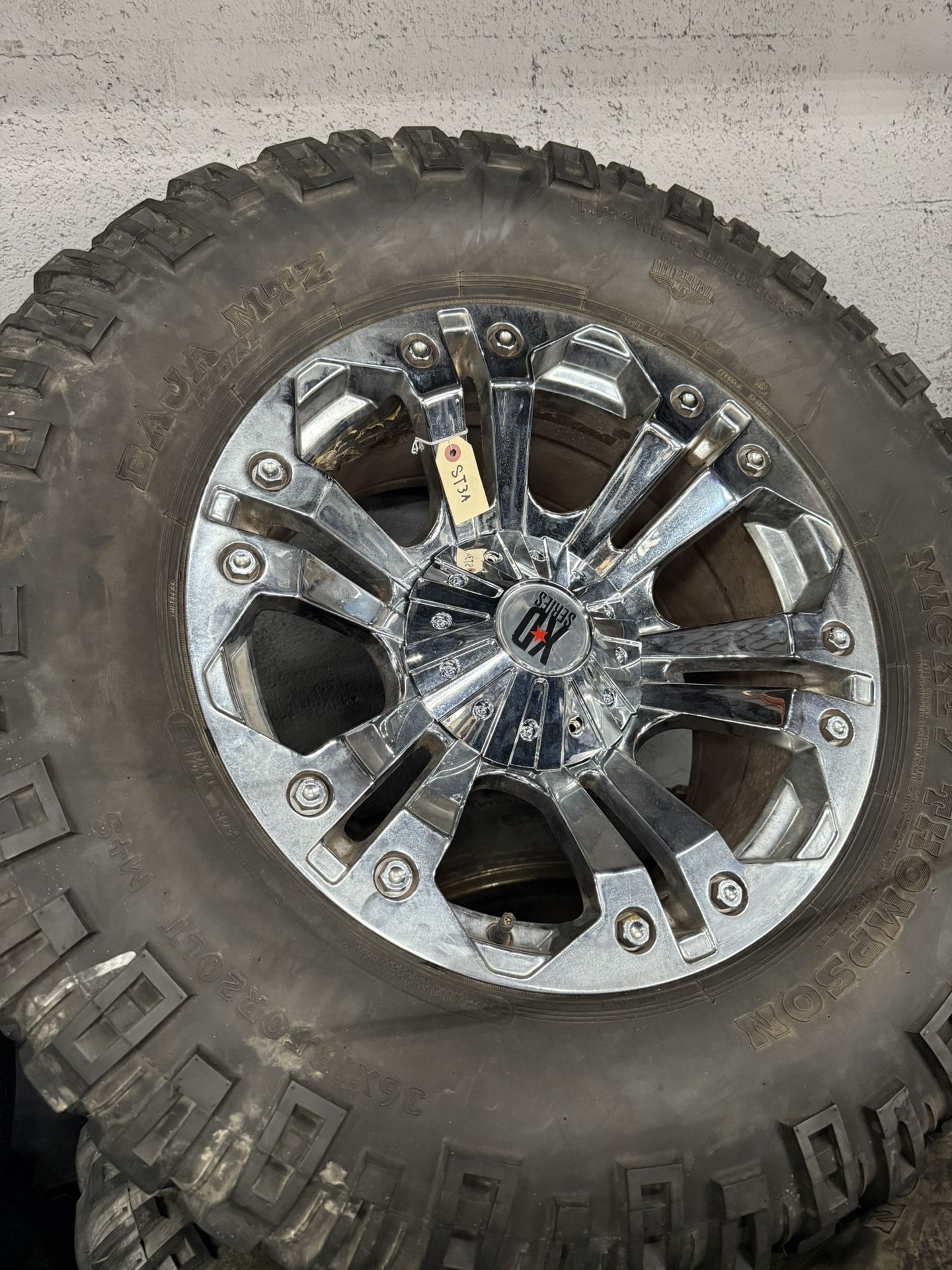 Chrome Offroad XD Series 20x10 8x165 Dodge Ram 2500 20” Wheels