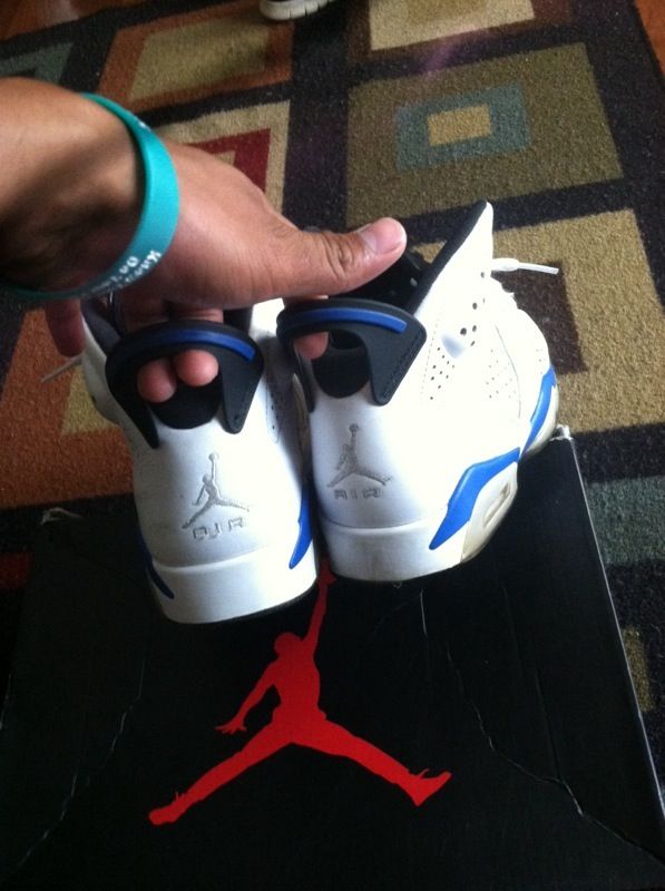 Jordan Retro 6's Sport Blues