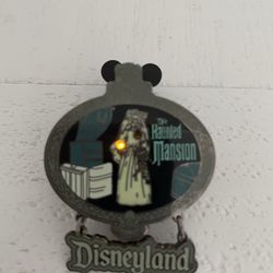 Disney The Haunted Mansion Retro Pin Trading Pin