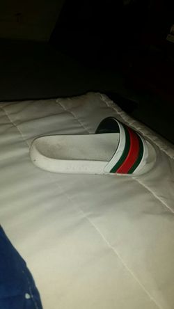 Gucci flops