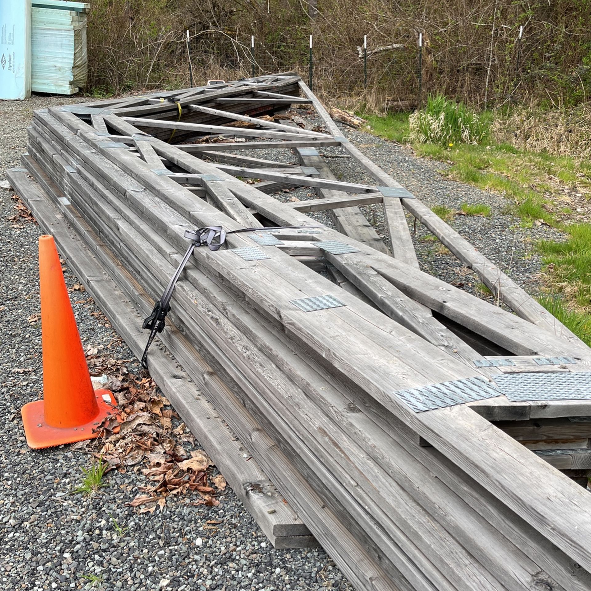 32’ Vaulted Clearspan Trusses 6/12 for Sale in Snohomish, WA - OfferUp