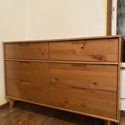 6-Drawer Solid Wood Dresser
