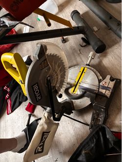 Ryobi 14 Amp Corded 10 in. Compound Miter Saw with LED Cutline Indicator