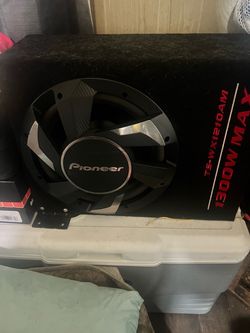 Pioneer 12” Powered Subwoofer – 1300W – Excellent Condition 🔊🔥
