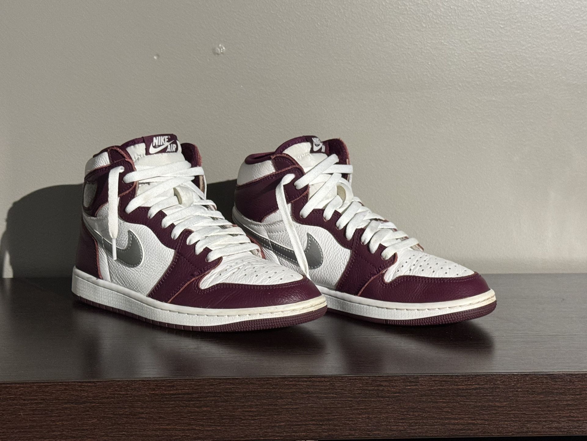Jordan 1 Retro High OG Bordeaux