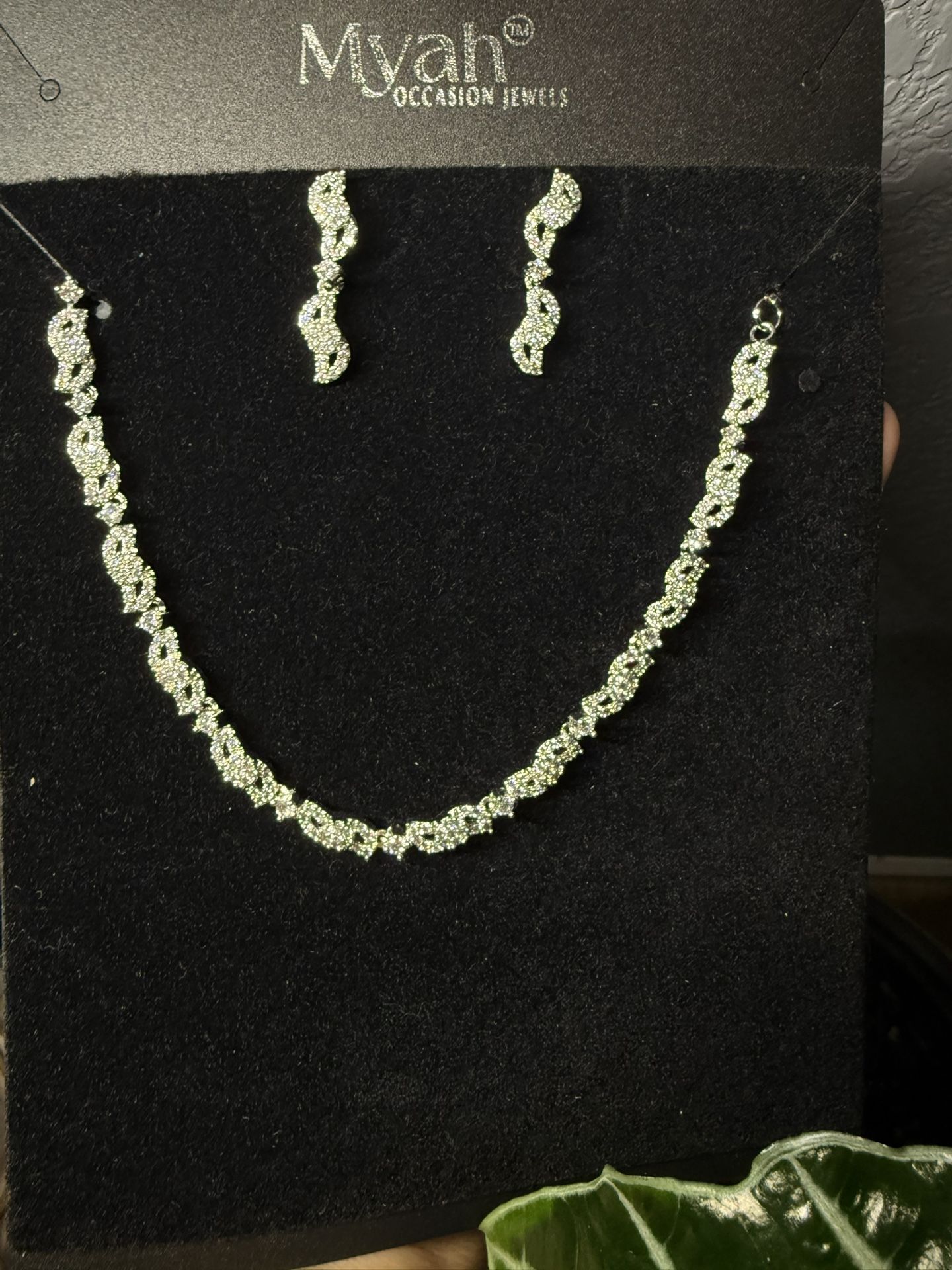 American Diamond Necklace With Earrings 