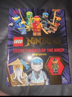 Lego Ninjago Book with samurai Lloyd