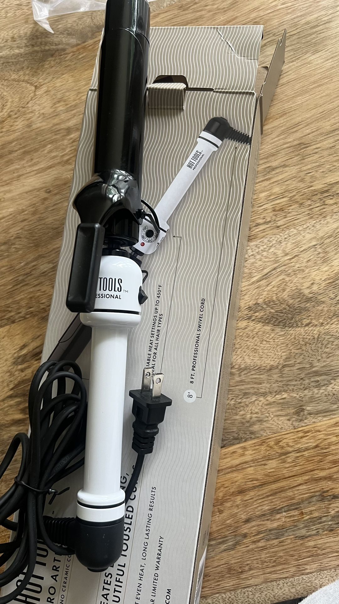 Hot Tools Curling Iron