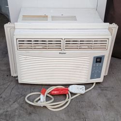 8000 BTU AIR CONDITIONER AIR CONDITION AC UNIT THRU WINDOW EXCELLENT CONDITION 