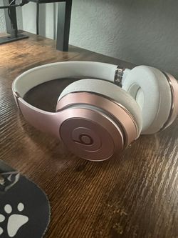 Beats Solo 3 Rose Gold