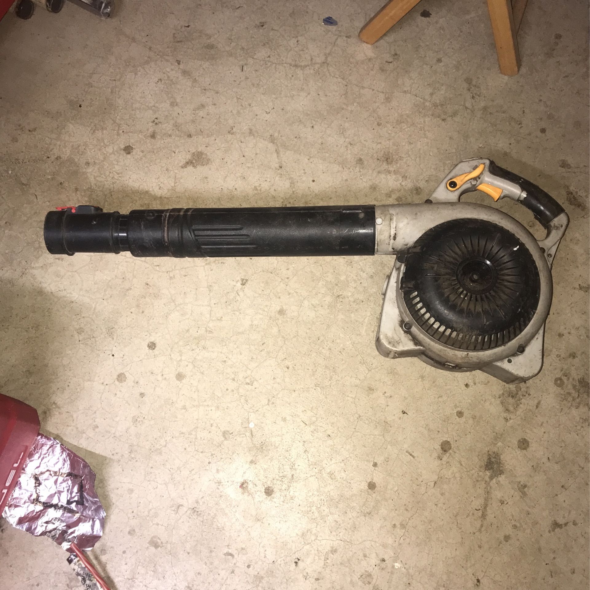 Ryobi Medium sized Gas powered handheld Leaf blower