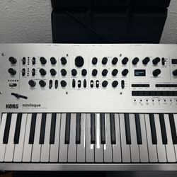 Korg Minilogue Analog Synth – Great Condition