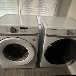 They are sold almost new little use this good Samsung digital