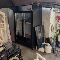 Commercial Refrigerator 