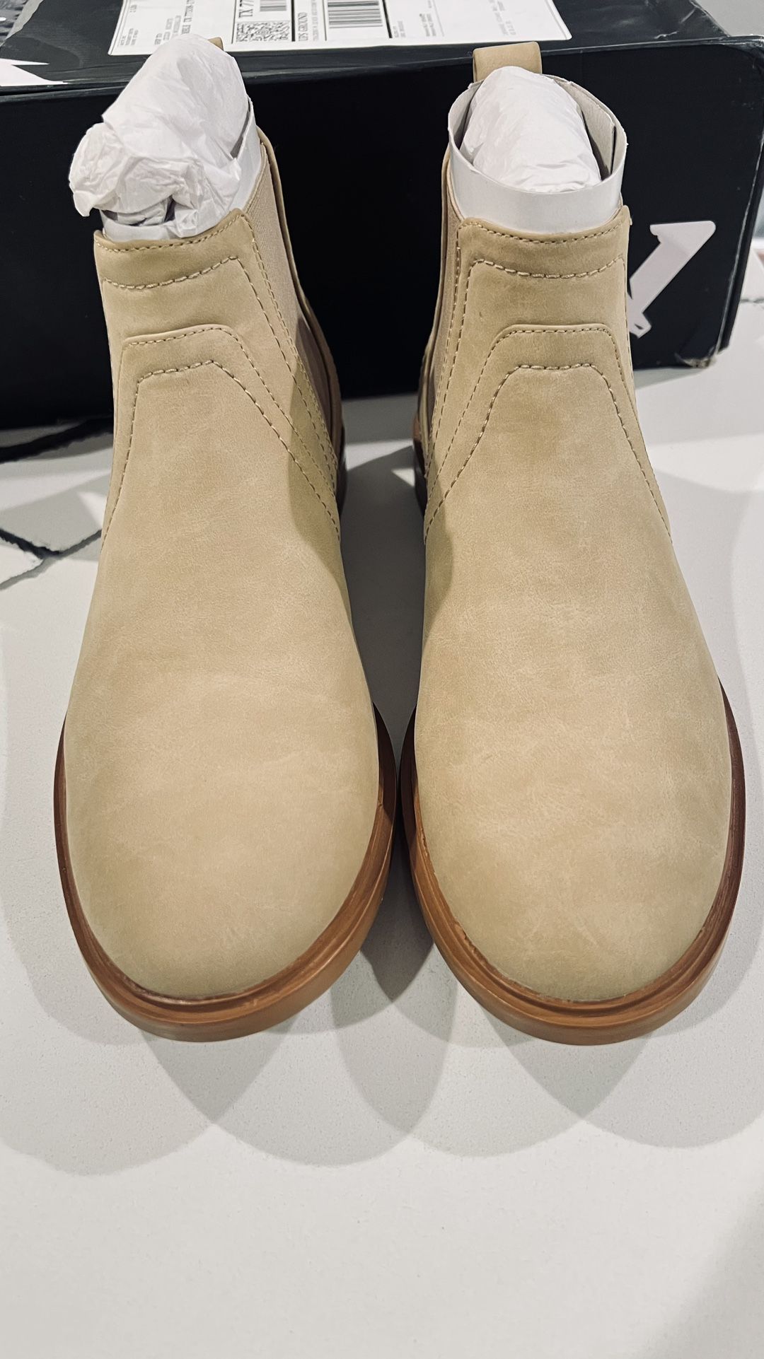 Mans Tan Boots