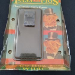 PASS THE PIGS CLASSIC PARTY GAME DICE VTG SEALED WINNING MOVES GAMES BB