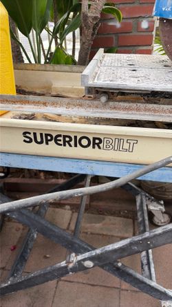 Tile cutter
