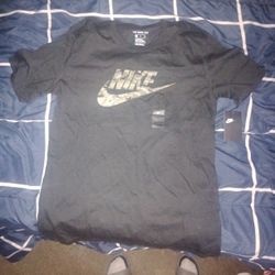 Nike Shirt 