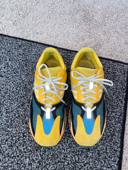Adidas Yeezy Sun 700