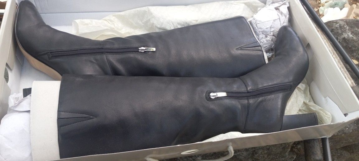 Marc Fisher Leather Boots Size 8.5