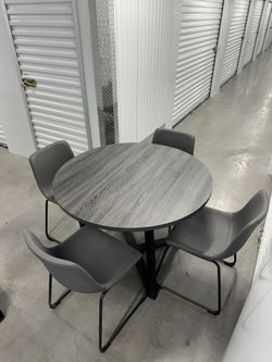 Wood Grain Dining Table