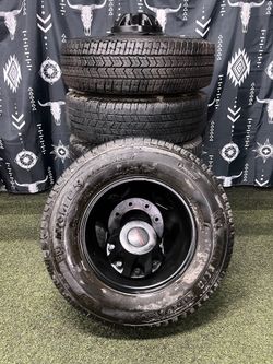 GMC Sierra 3500HD Dually 8x210 8 Lug 17 Inch OEM Wheels