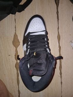 Air Jordan 1 Retro High OG "black toe"