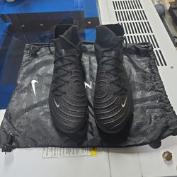 Nike GX Phantom Luna AG - Soccer - Size 10