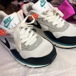 ✨ Nike Air Max – Women’s Size 6 ✨