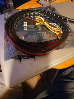 Brake light strip