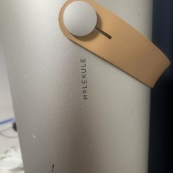 Molekule Air Pro purifiers use PECO technology and true HEPA 99.97% particle-capture 