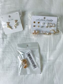 Variety Miscellaneous Pretty Earrings (Girl / Teens / Juniors / Womens)