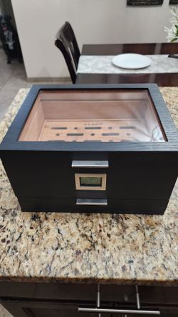 Klaro Mill Glass Top Cigar Humidor
