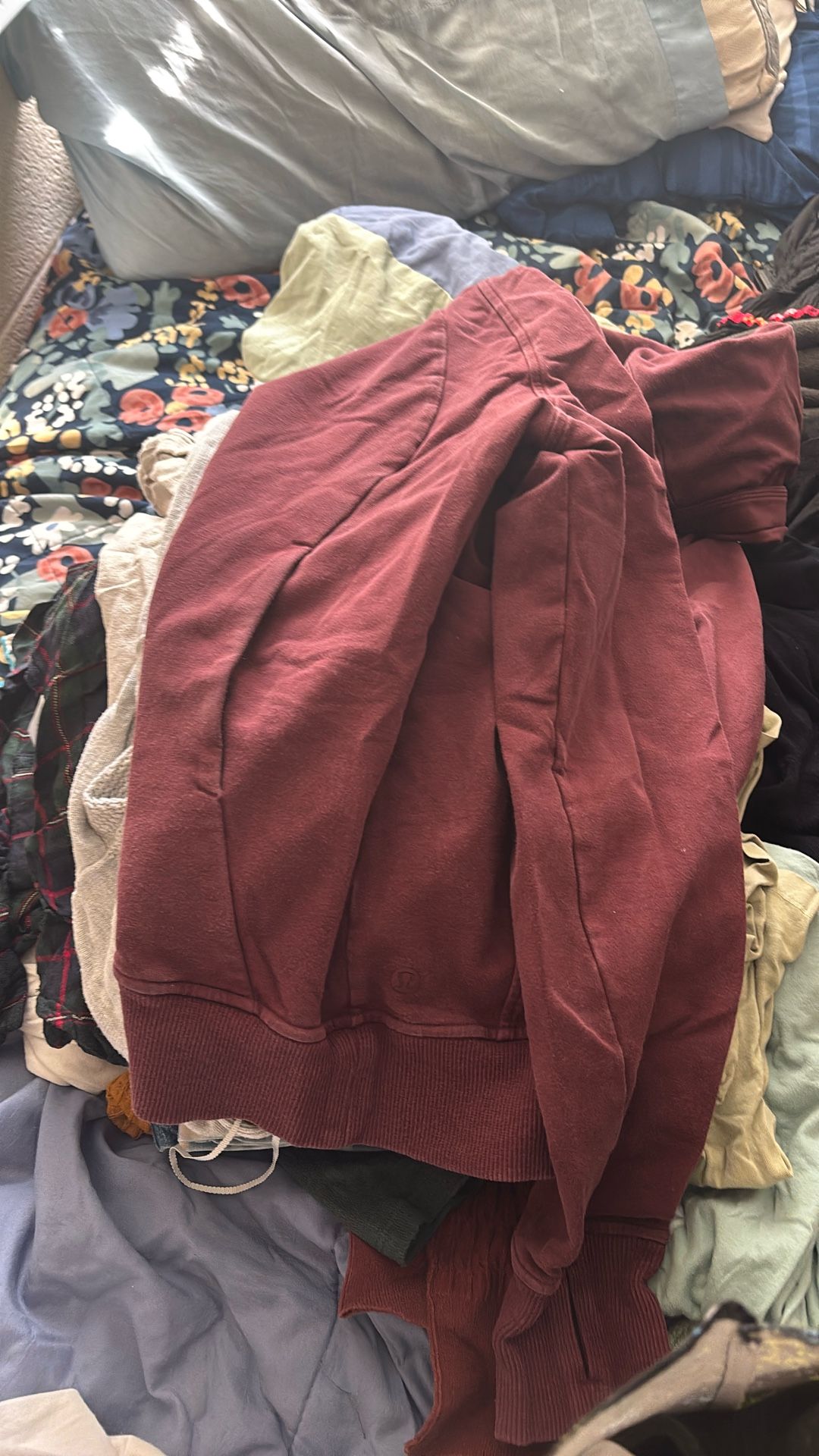 Woman Clothes Sto Med