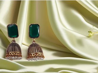 Vintage green stone jhumka earring
