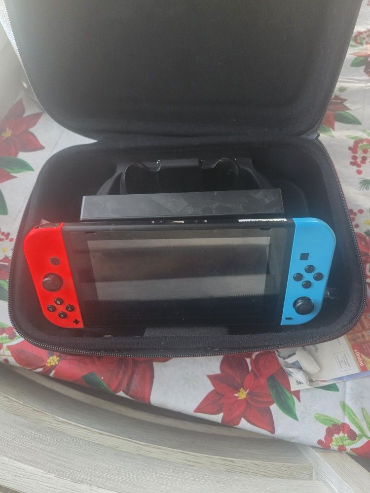 Nintendo Switch 