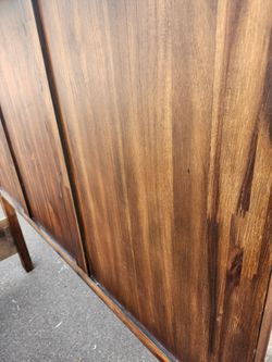 Queen Size Bed Frame Included Hedbord and footboard has 2 drawers  in good condition