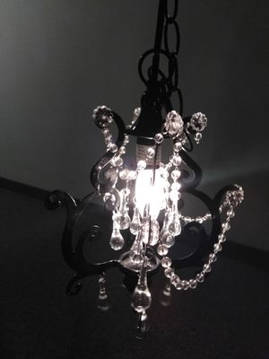 Photo Tear drop chandelier