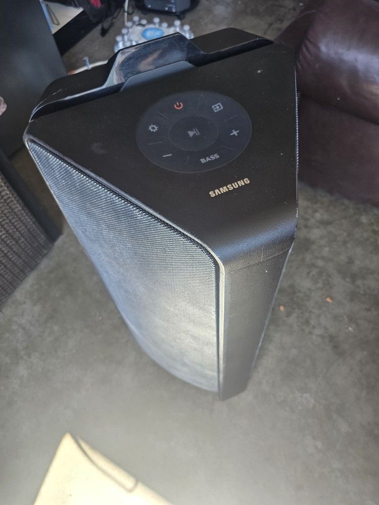 Samsung MX-T70 Giga Party Audio System