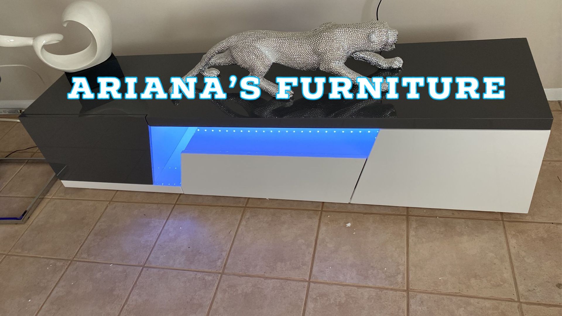 New Led Tv Stand Glossy 71”