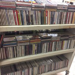 THOUSANDS OF NEW USED OLD MUSIC CDS COMPACT DISCS 1980s