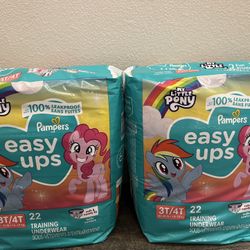 $14 Bundle 2 Bags For $14     44 Underware