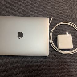MacBook Pro 13” 2017 Touch Bar Perfect Condition 
