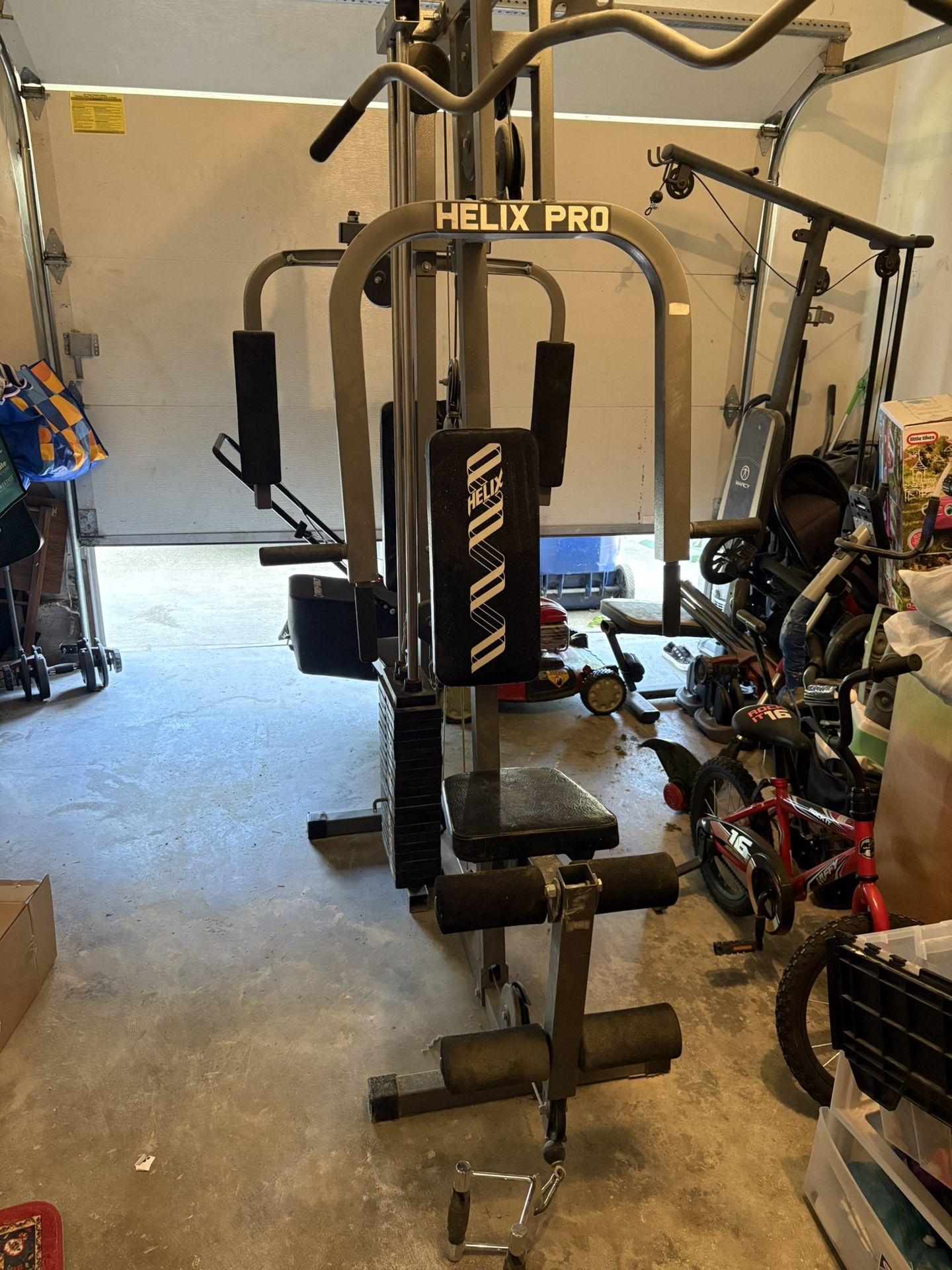 Helix Pro, Chest, Back. Legs, Arms. Full Body Workout Machine.