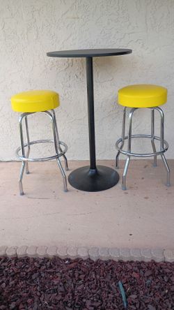 High Bar Dining Set