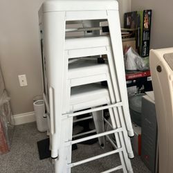 Stackable Metal Bar Stool 