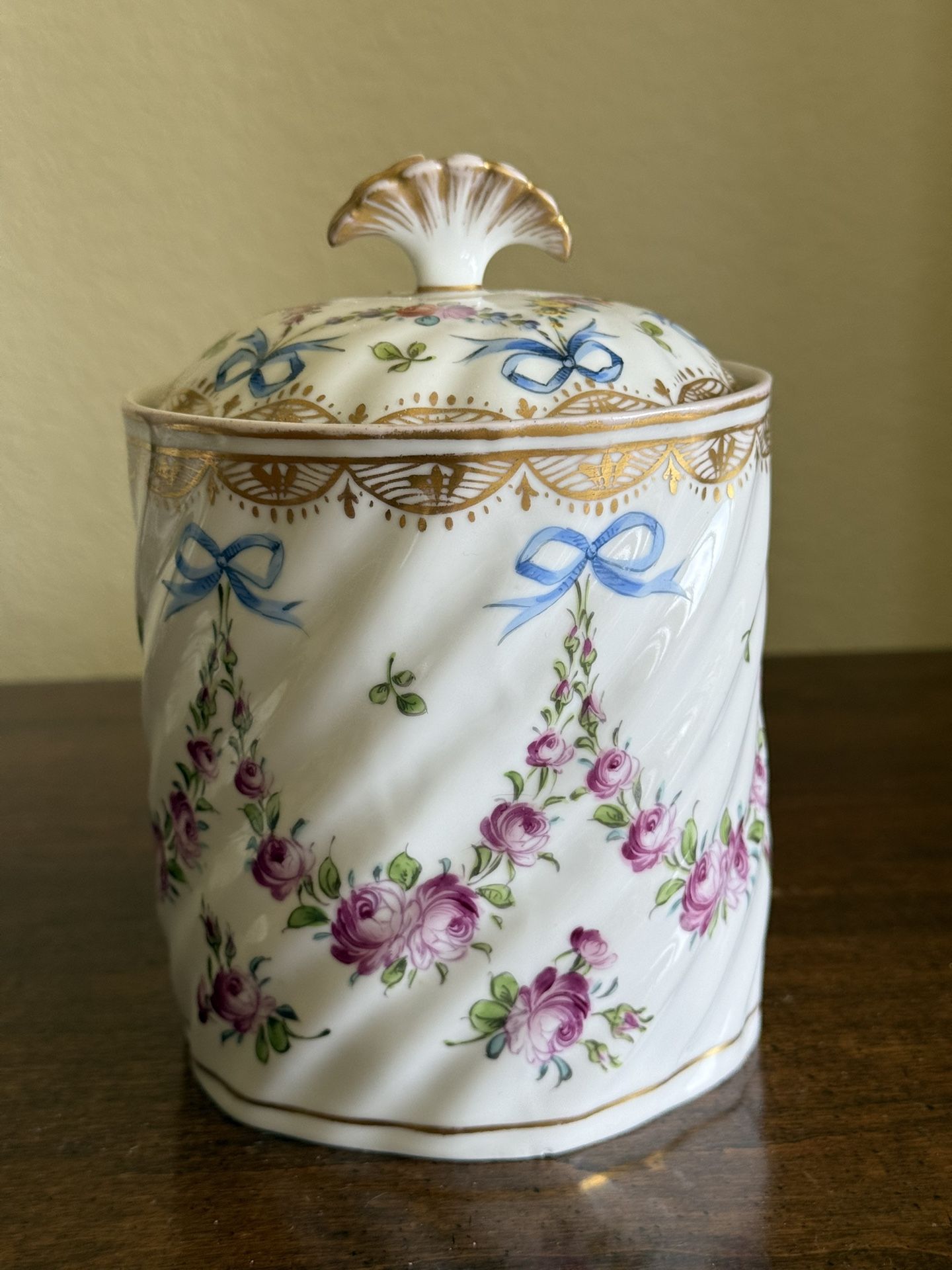 Storage Pot